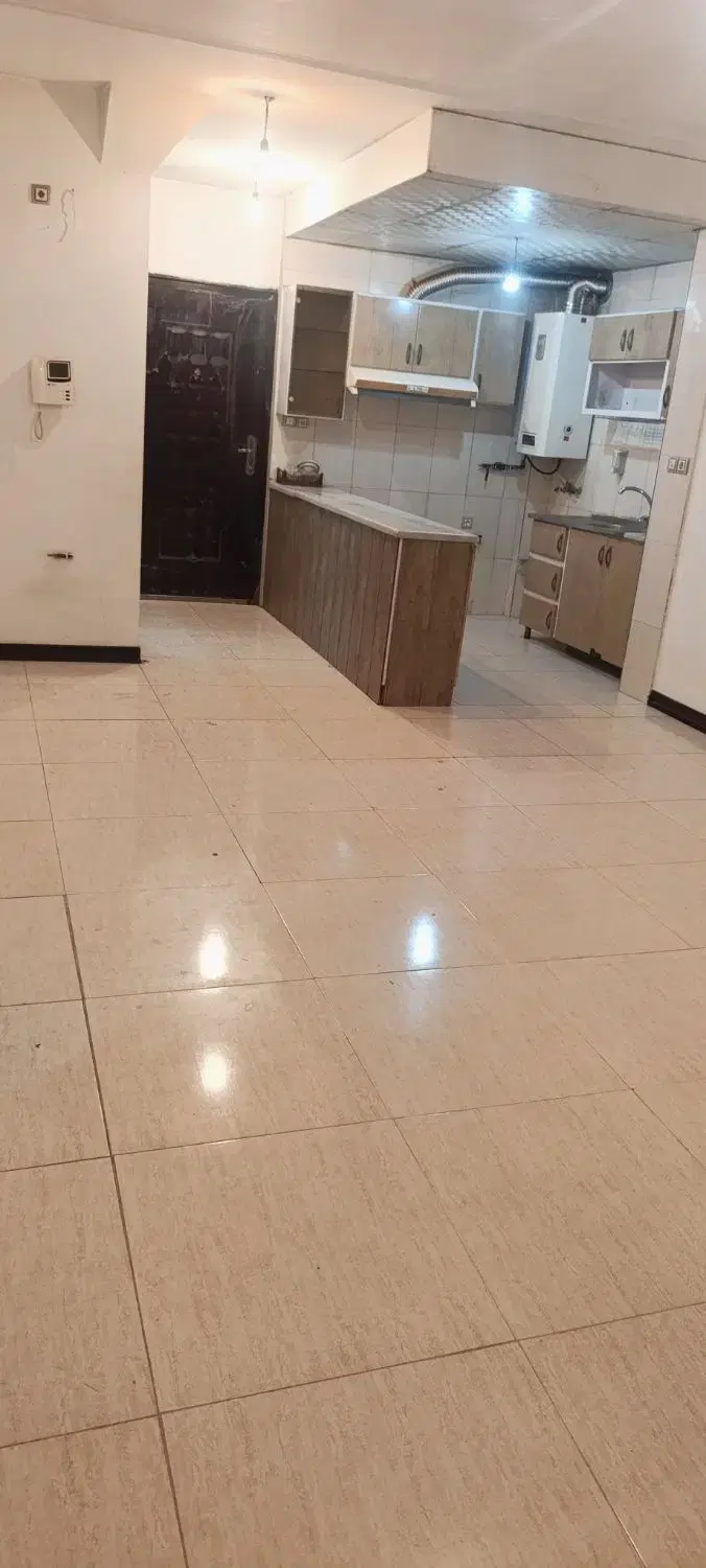 آپارتمان دوخواب خوش قیمت خیابان مشکل گشا