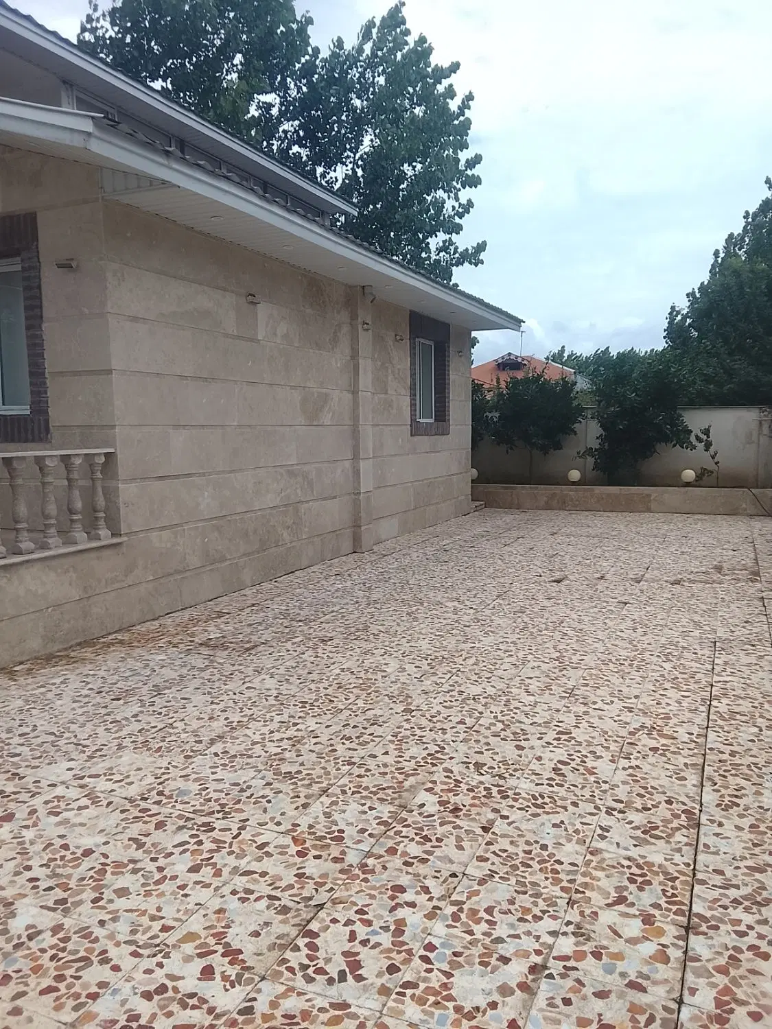 خونه ویلای در بهترین موقعیت مکانی