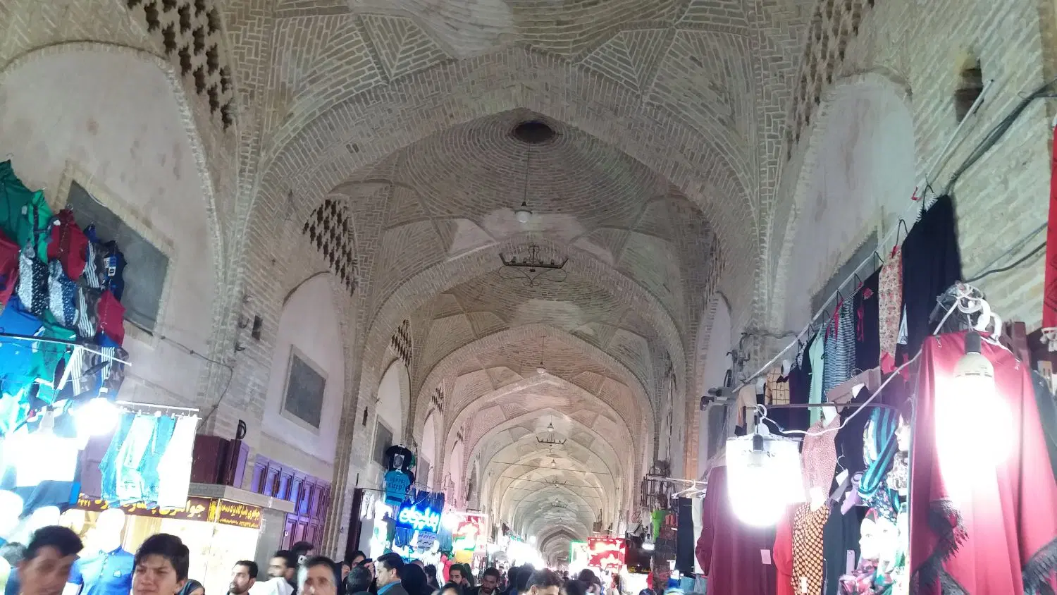 فروش یک باب مغازه بازار کرمان