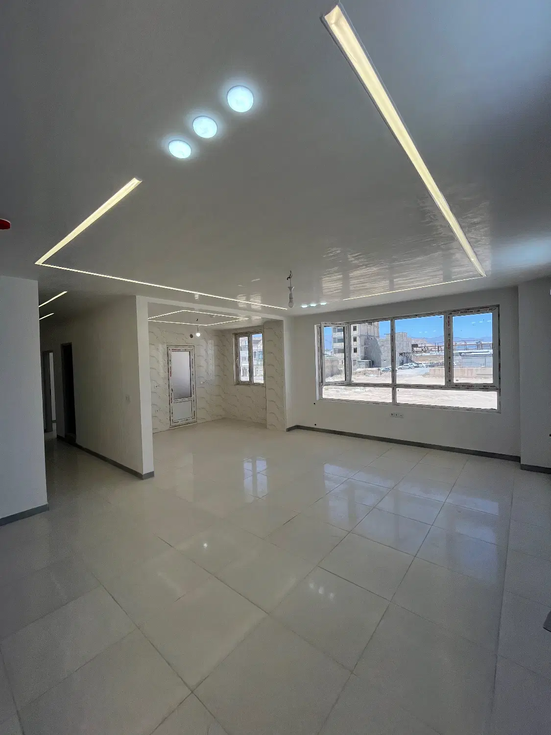 آپارتمان سه خواب خشک