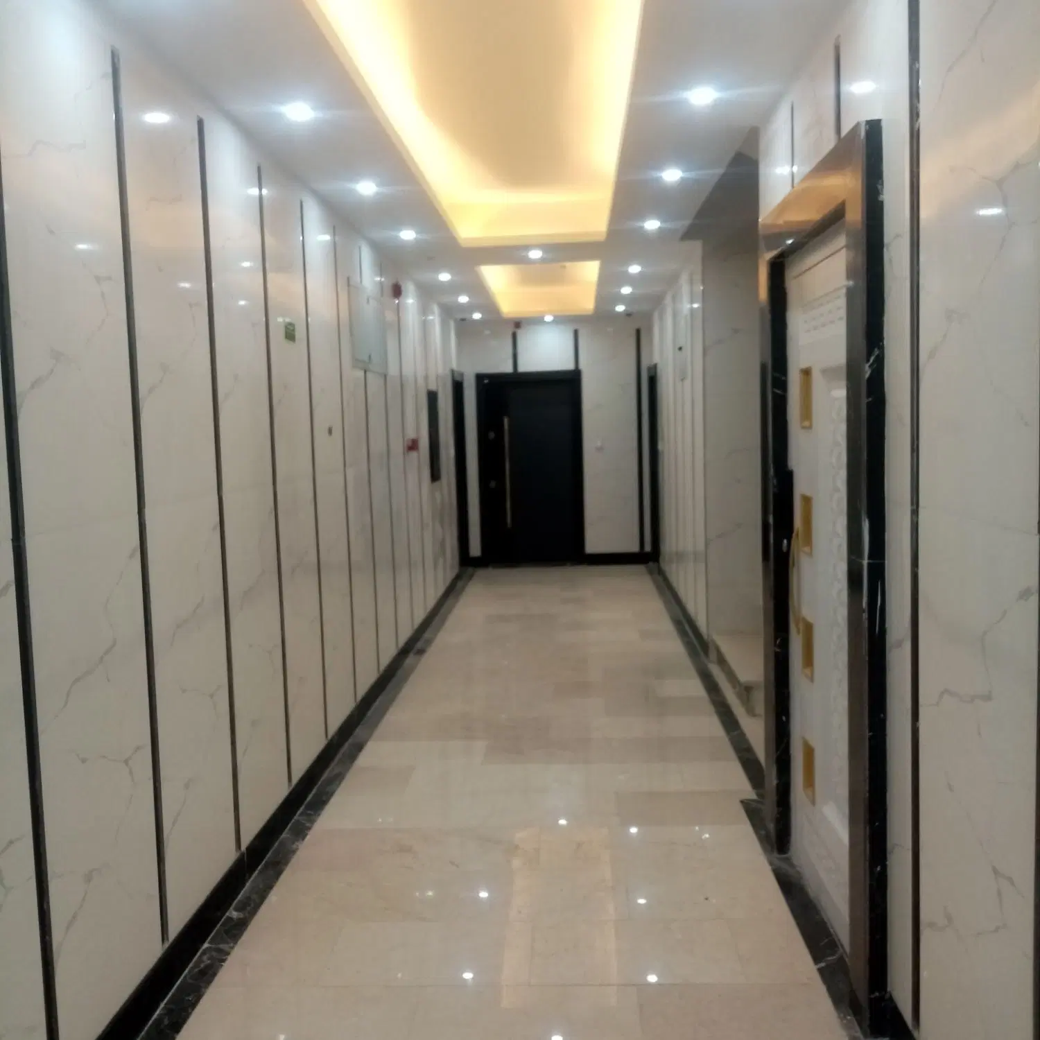 فروش آپارتمان نوساز در کمالشهر