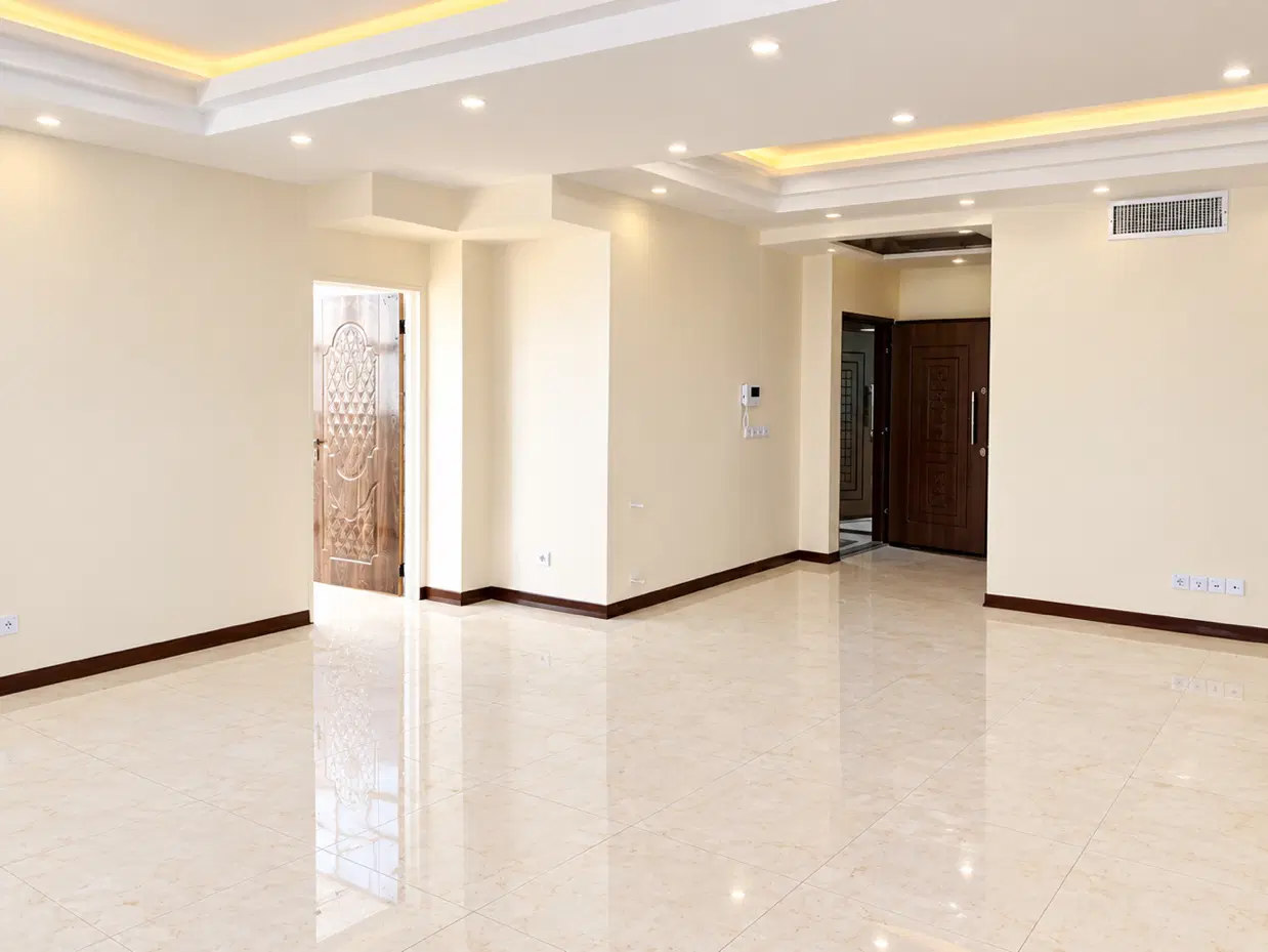 ۱۰۵ متر سه خواب طبقه دوم پارکینگ اصلی