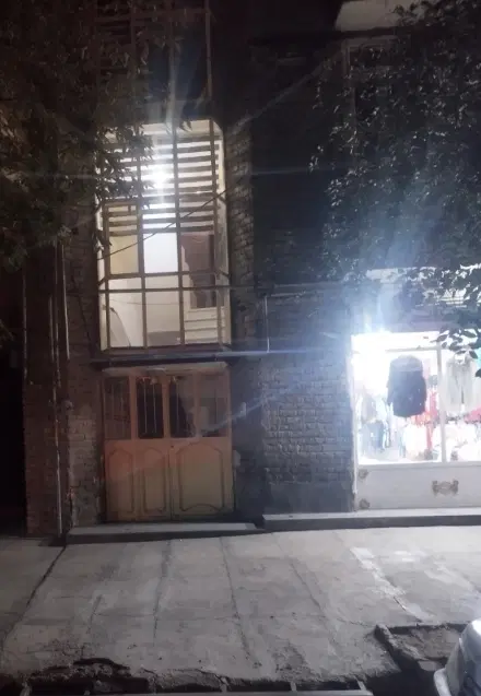 خانه مسکونی و تجاری