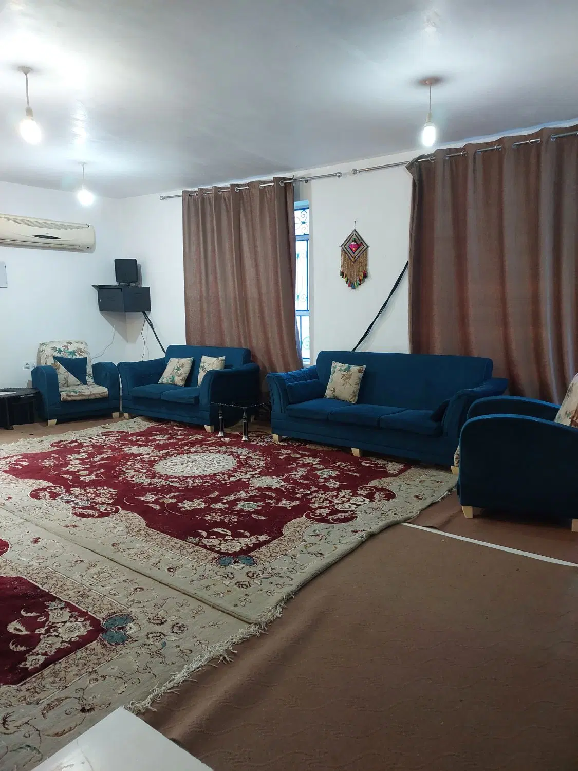 اجاره واحد طبقه دوم پارکینگ دار