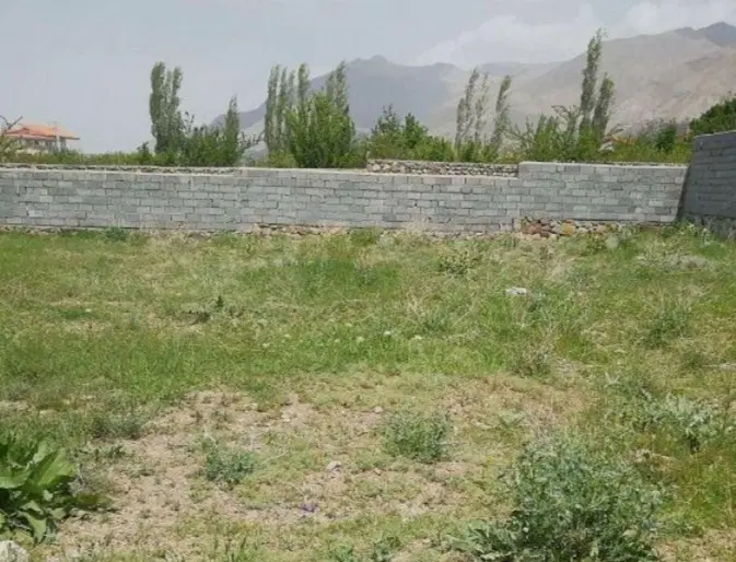 ۱۲۰۰ متر زمین مسکونی