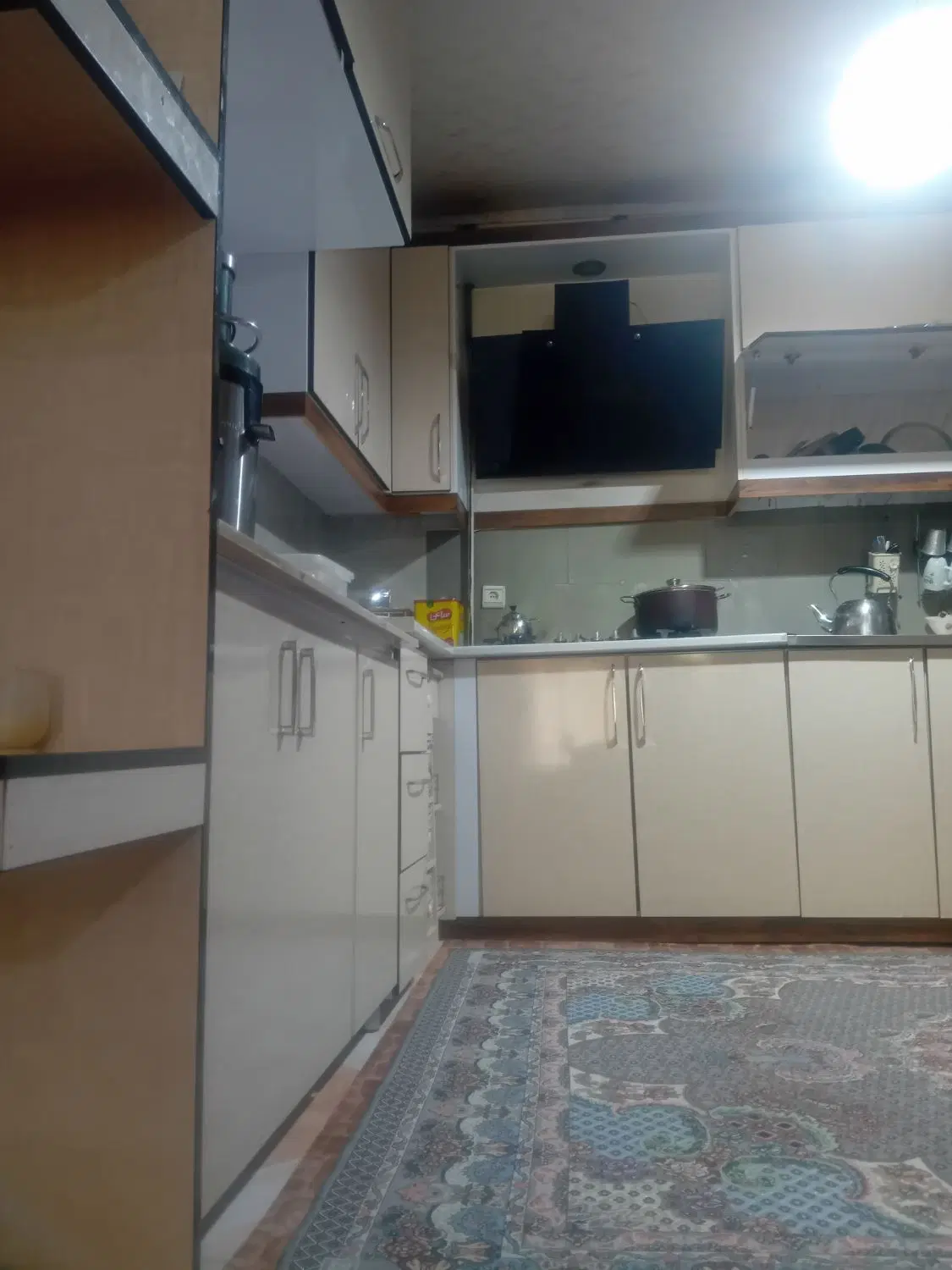 ساختمان مسکونی