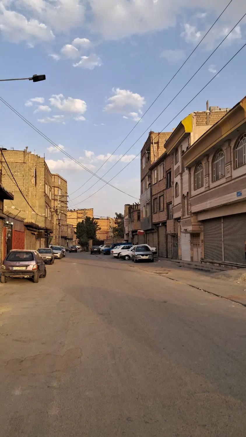 واحد ۸۵ متری فروشی مرتضی گرد