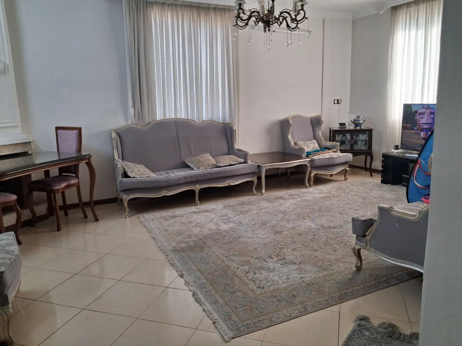 اپارتمان فرامرز