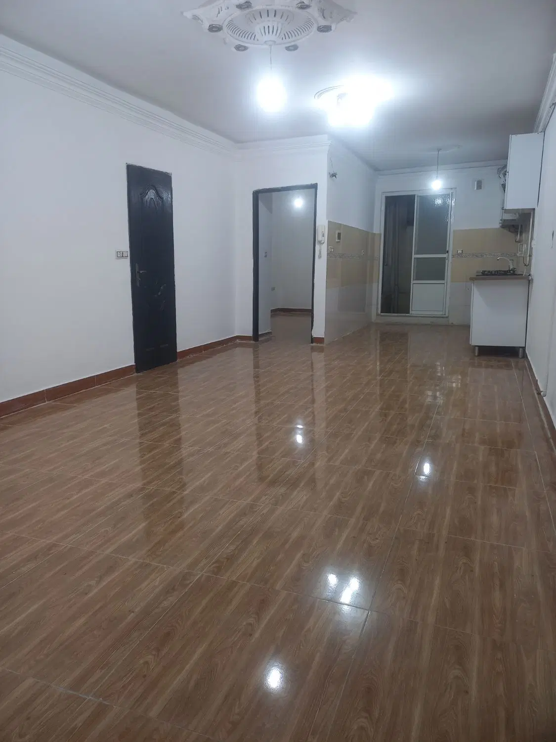 یخسازی پارک دانشجو ۸۰متری تک خواب پارکینگ