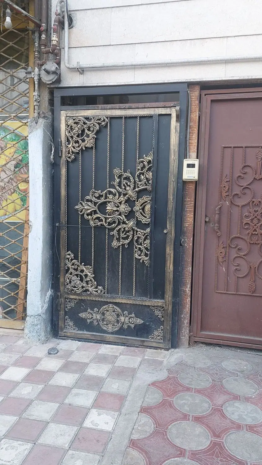 آپارتمان تک واحد