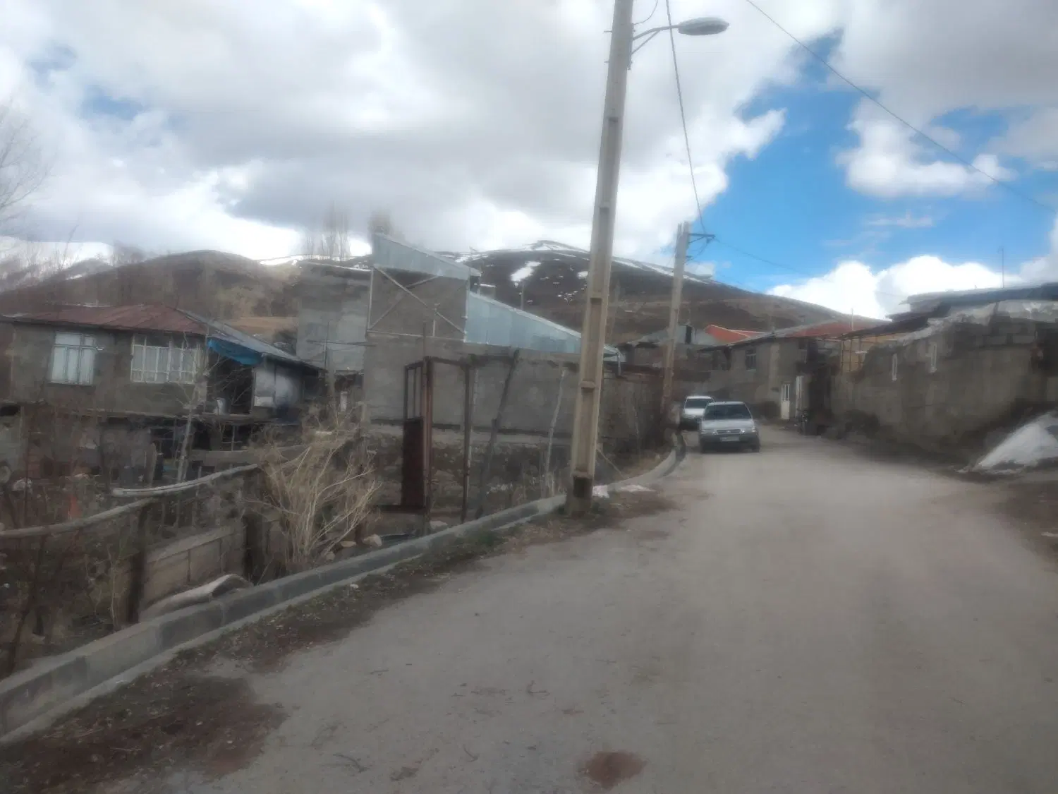 زمین مسکونی