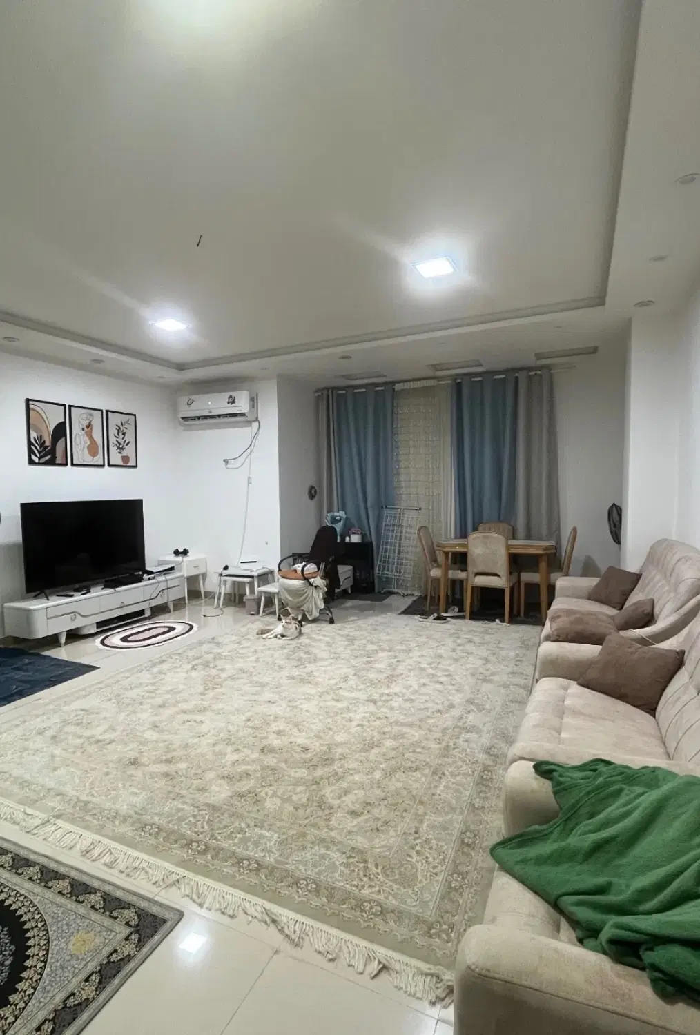 واحد، اپارتمان توحید ۱۰