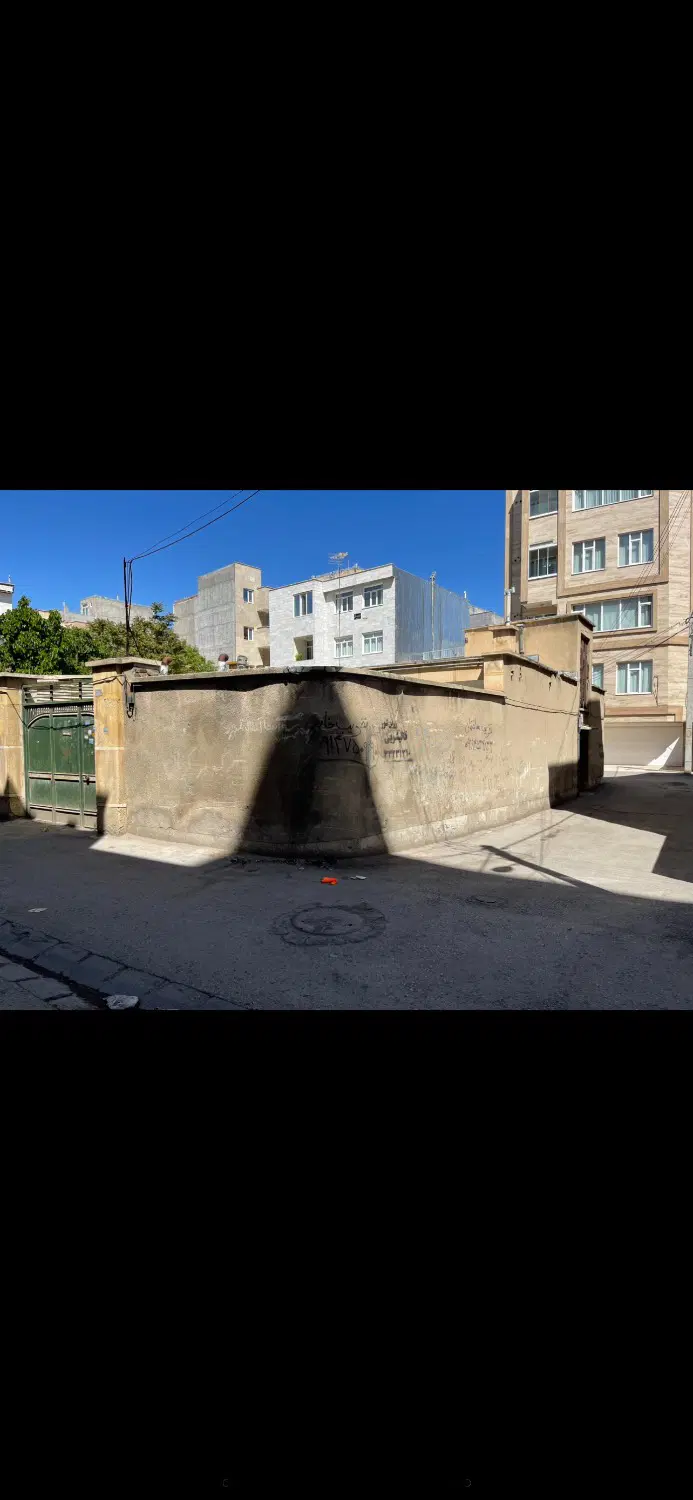 خانه کلنگی کوچه فرهاد بخشی