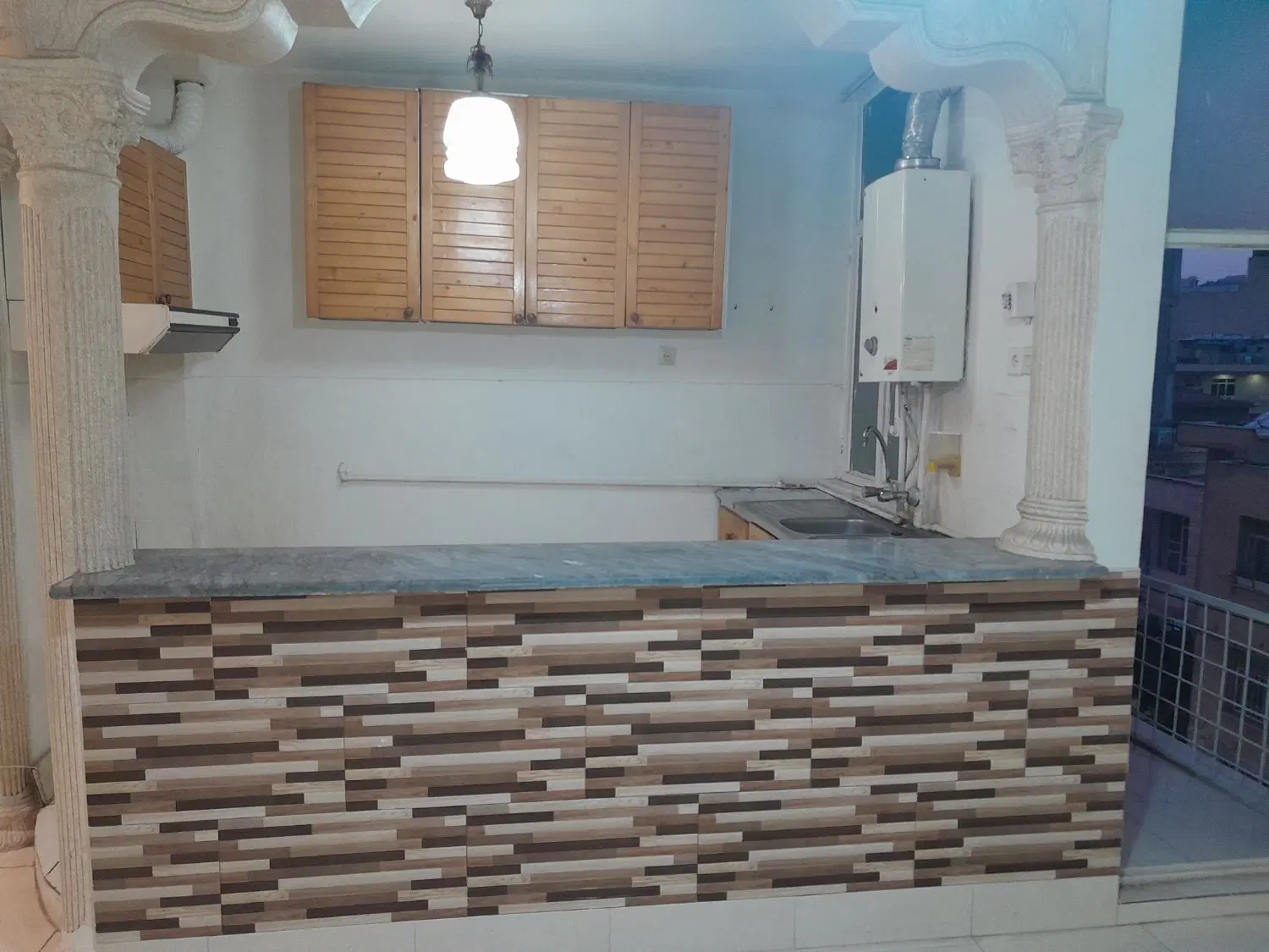 اپارتمان یک خوابه خ قصرالدشت،خ  باغشاه،حکیمی شرقی
