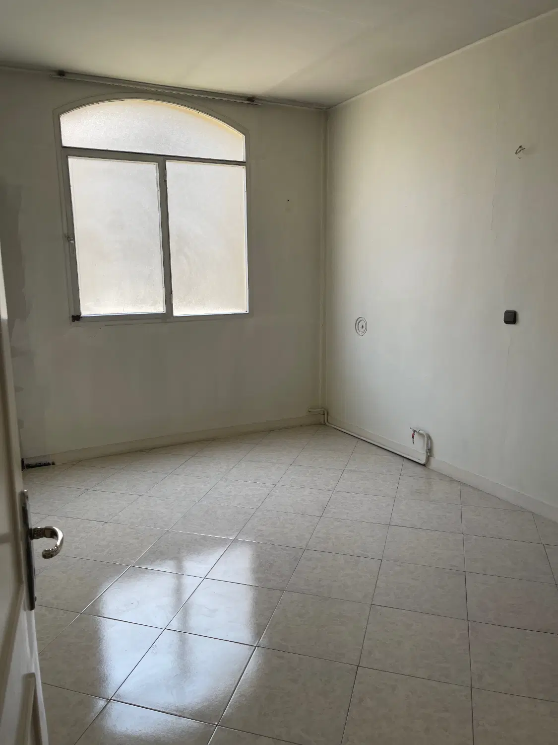 ۸۰ متری تکخوابه دهقان