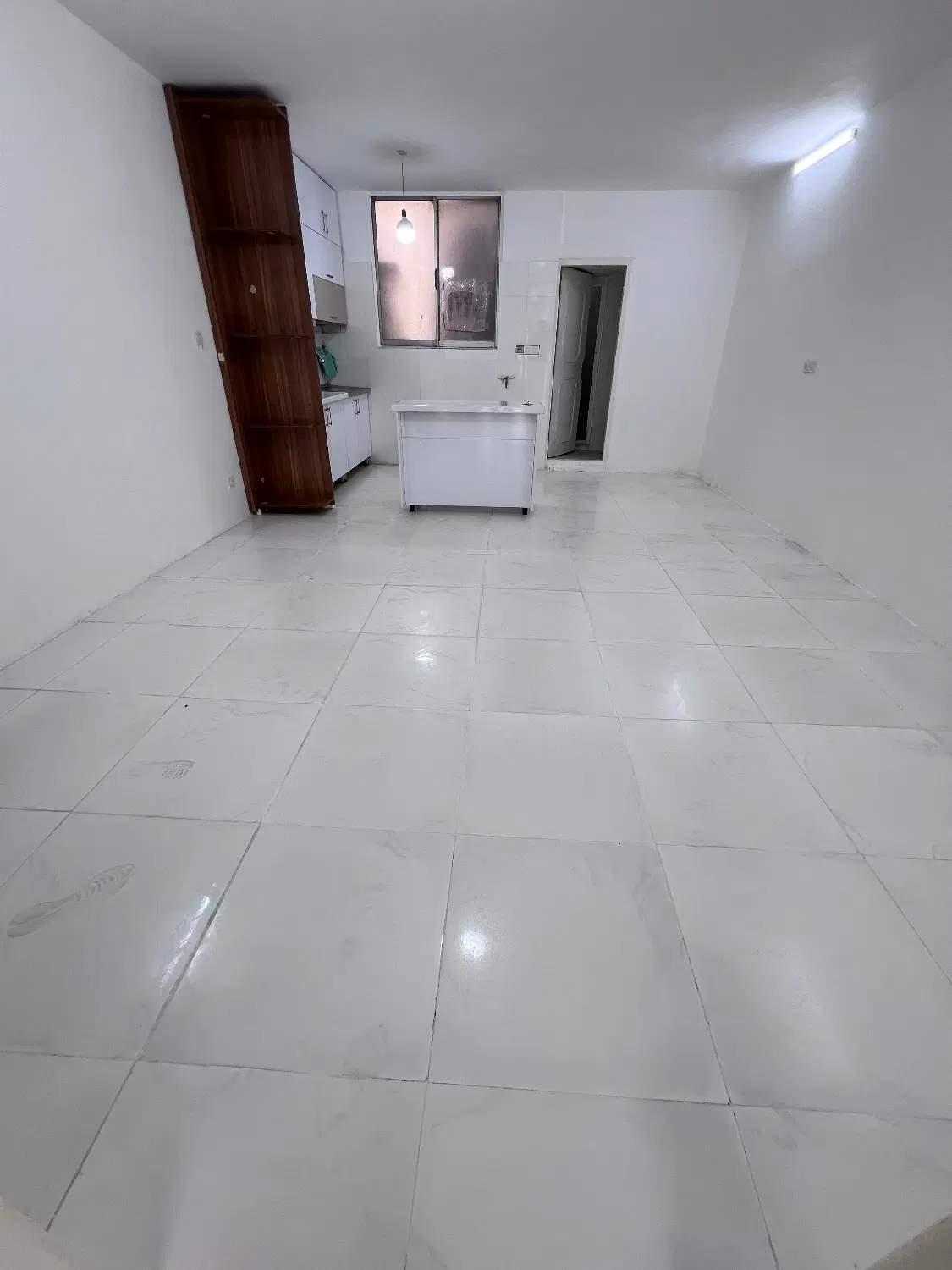 ۷۰ متری تک واحدی حاشیه ۲۰ متری هدایت ۲۱