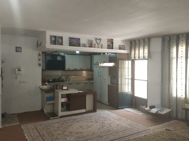 راه جدا_۱۱۰ متر زیربنا_دارای دو اتاق خواب