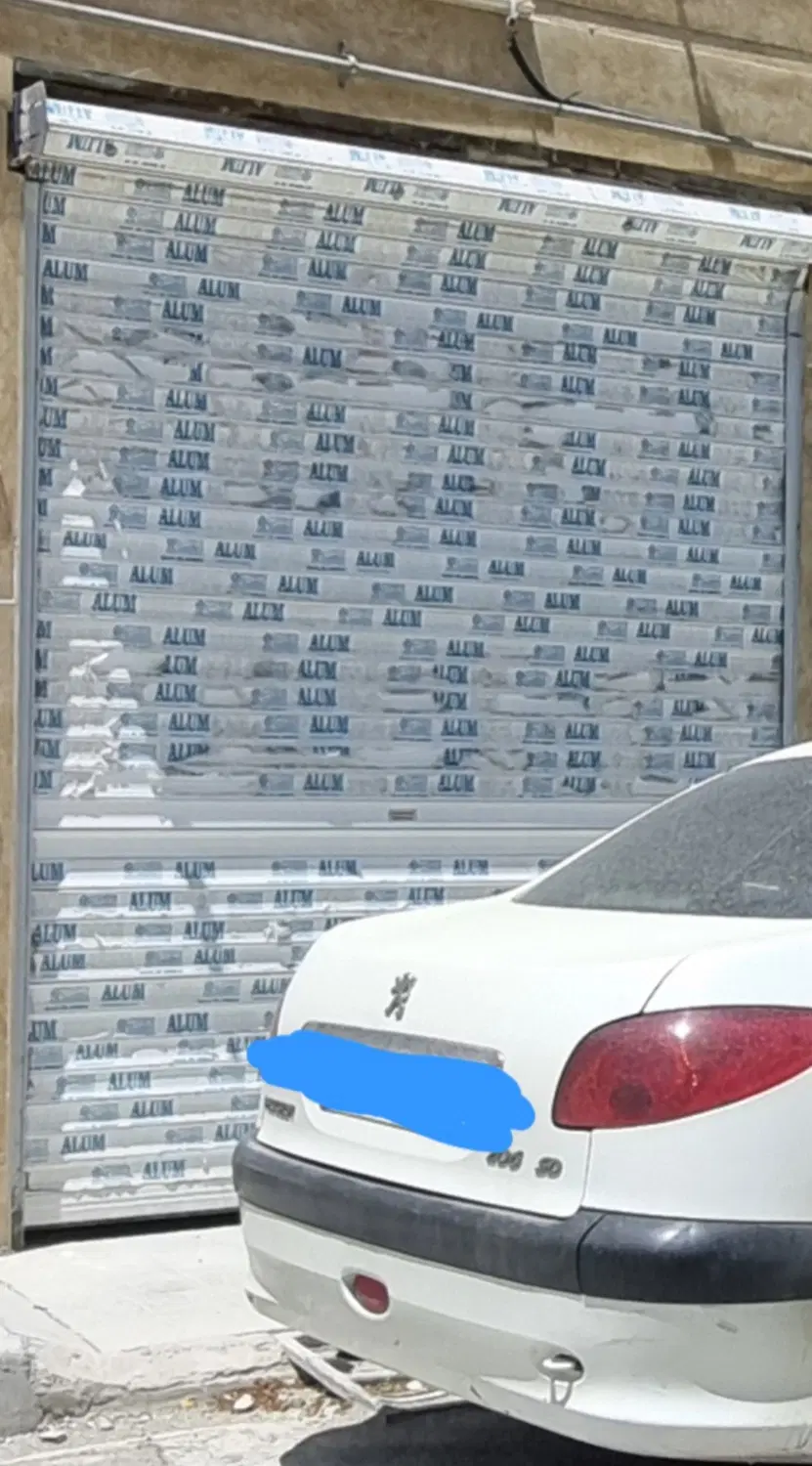 انبار۳۰متری درخیابان مافی فرهنگیان