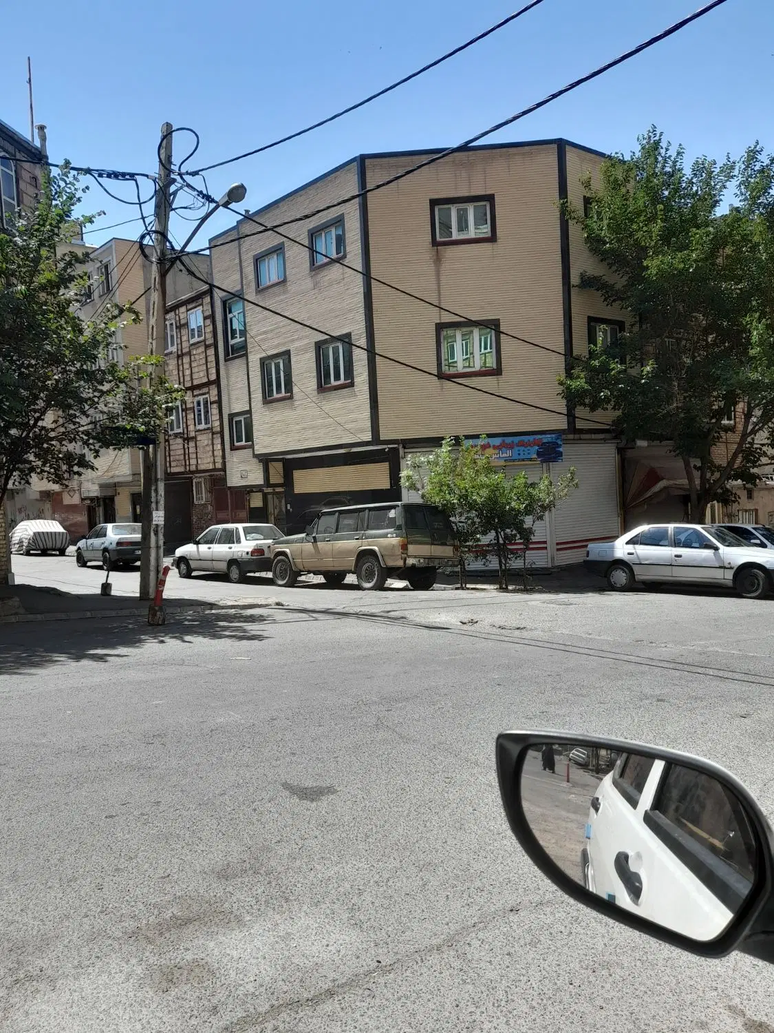 اپارتمان دو طبقه عباسی۱۴۰ متر