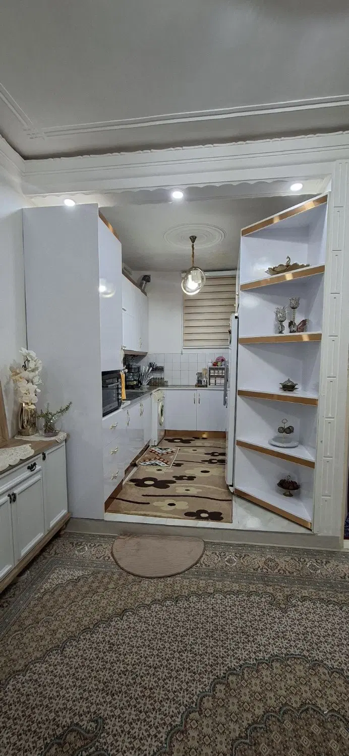 خانه ویلایی ناصر خسرو بالای شصت متری