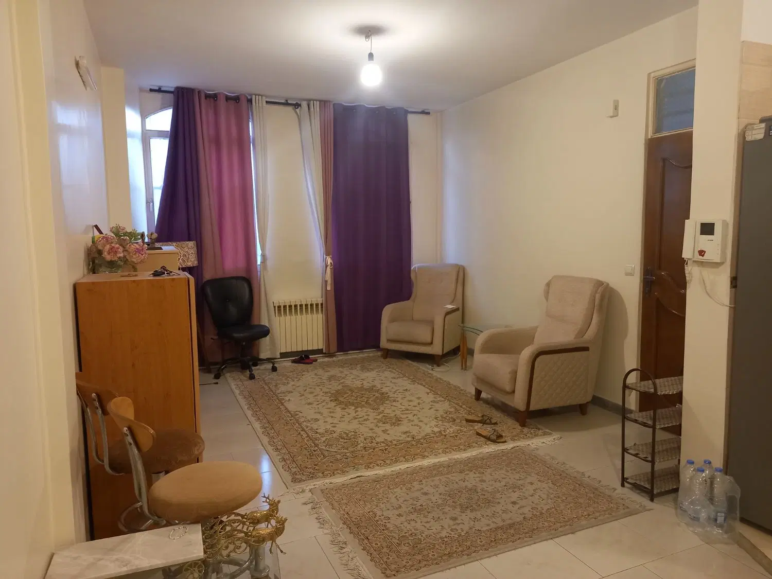 ۶۰ متر طبقه دوم واقعی (با پارکینگ سندی)