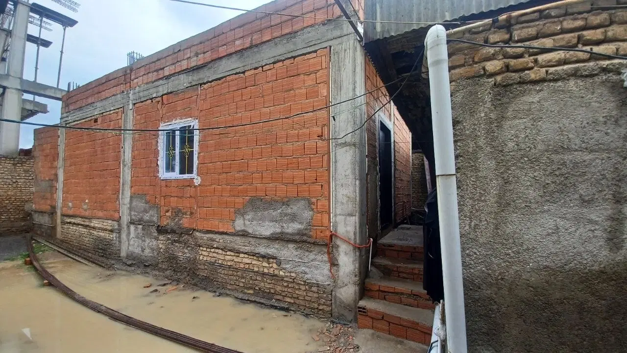 ملک مزایده