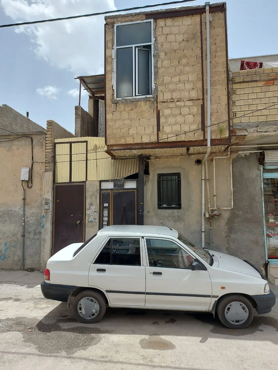 ویلایی دوطبقه بلوار تاق بستان