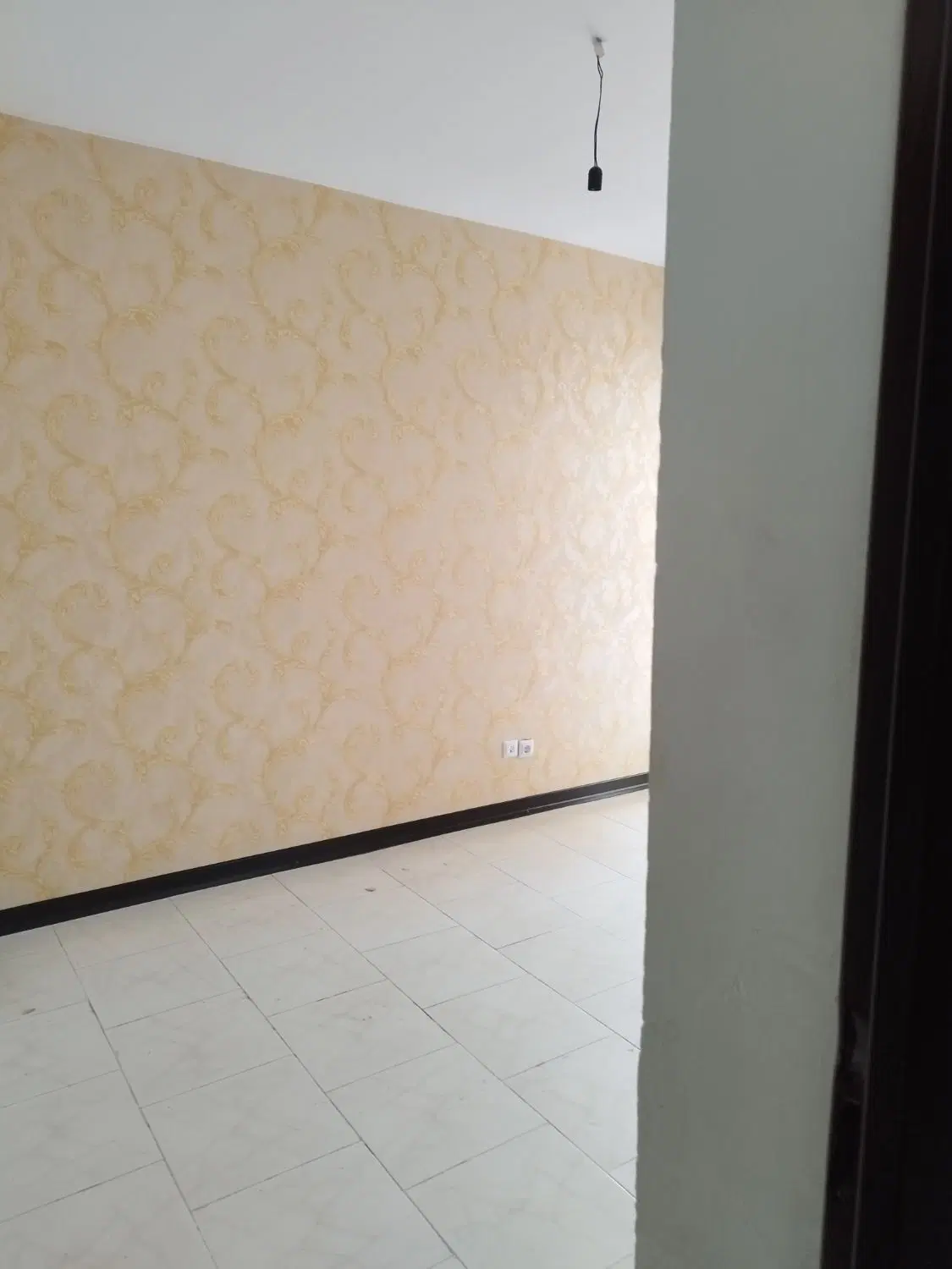 یک واحد اجاره ای فاز7هشتگرد