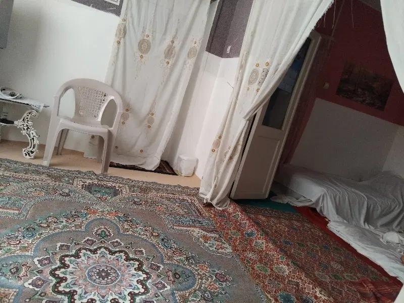 همخونه ترجیحا دانشجو آقا  نیازمندم‌