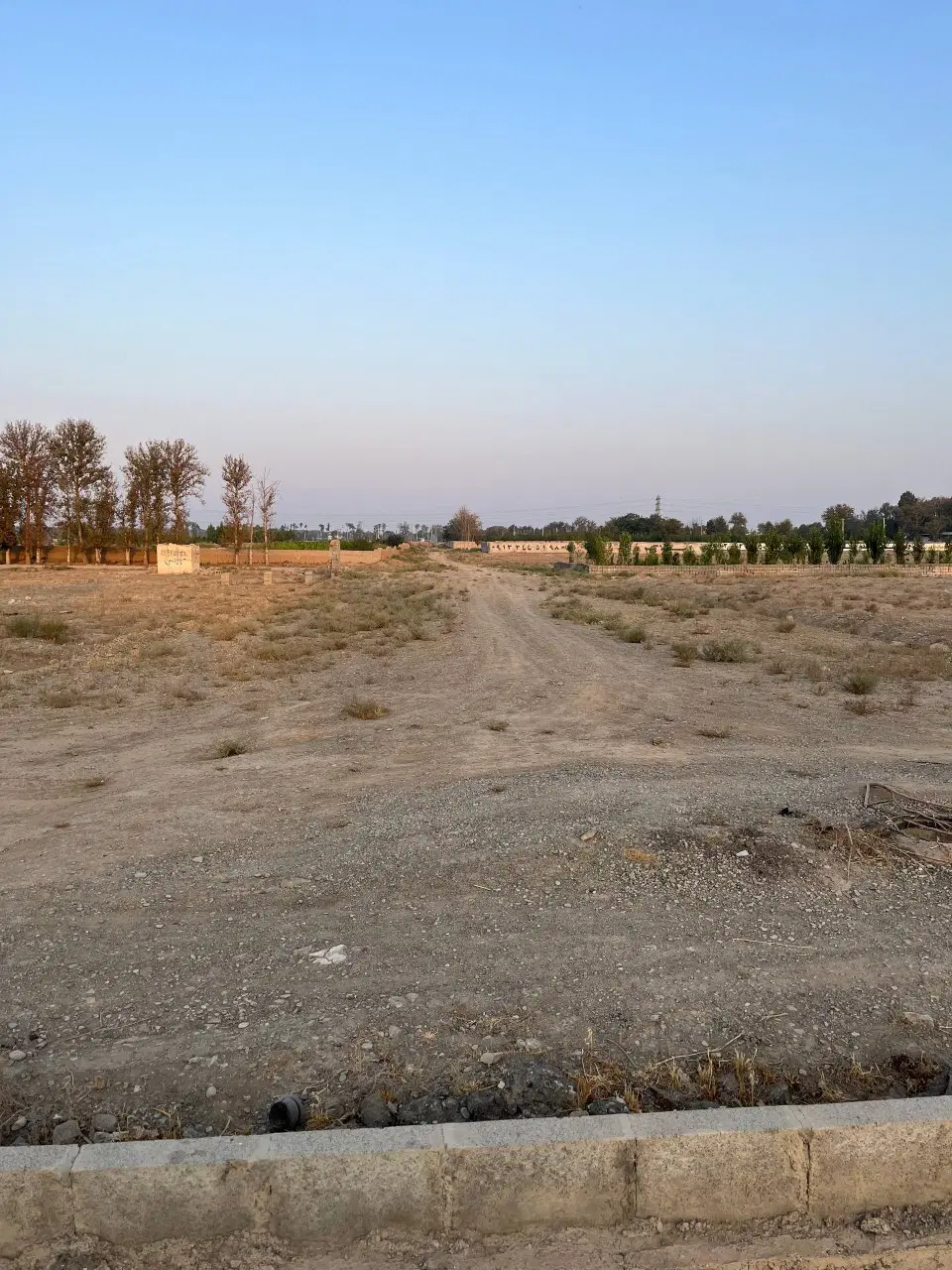 زمین سند دار چهارباغ