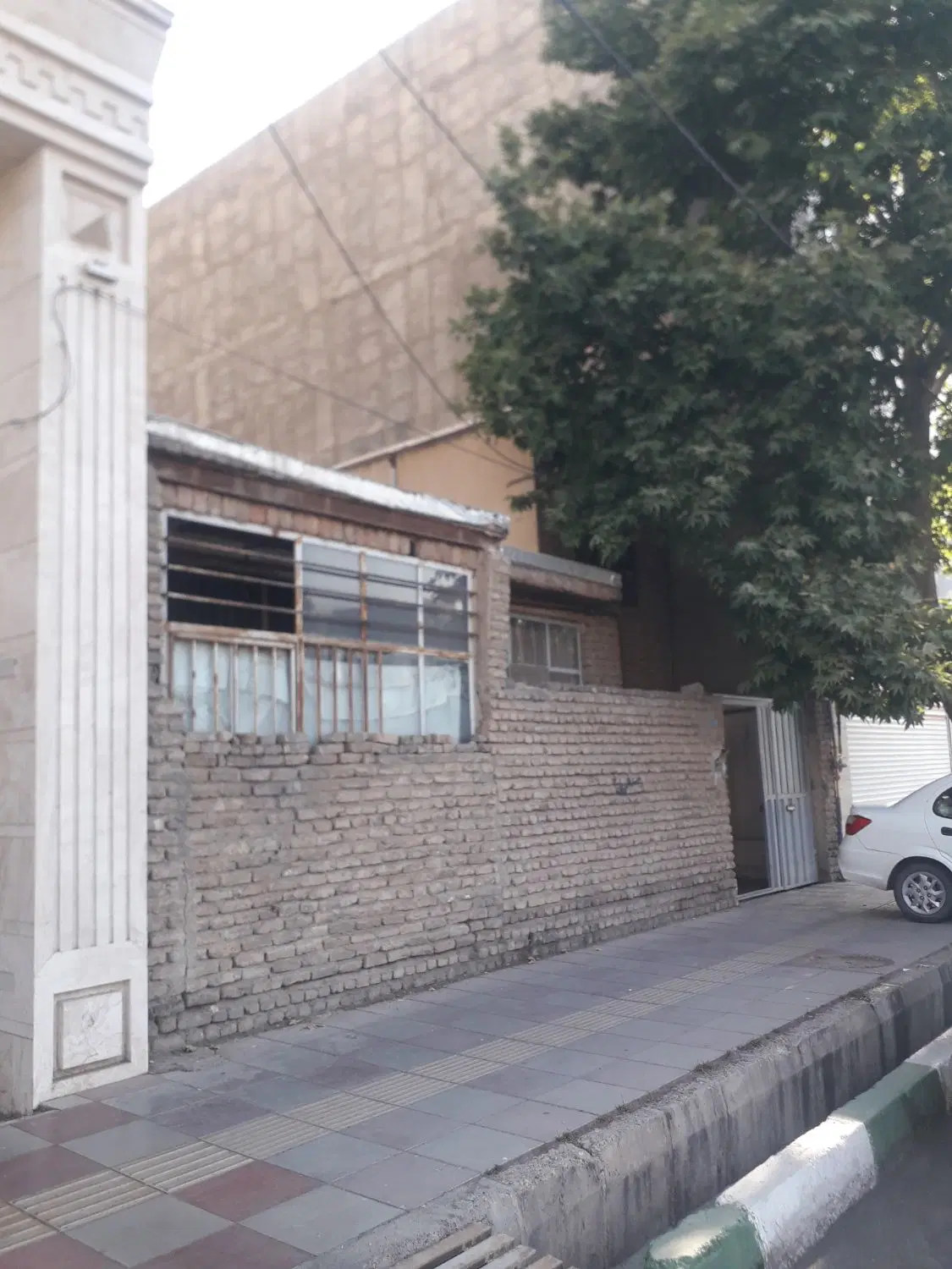 ویلایی کلنگی