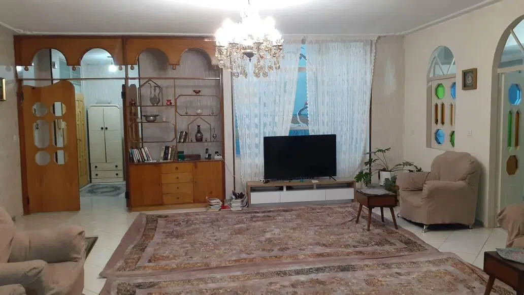واحد ۲۵۰ متری ۴ خوابه ورزی شمالی