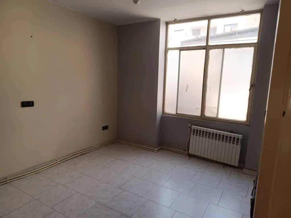 جردن ۱۱۰ متر رو ب آفتاب