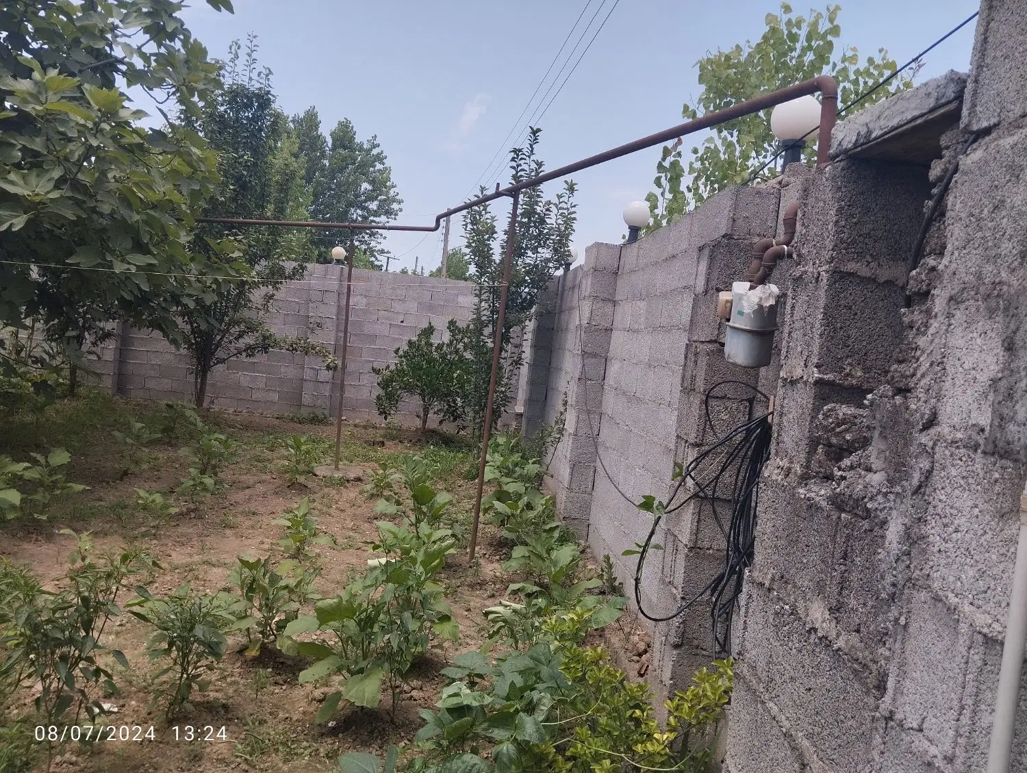 فروش زمین وخانه ویلایی
