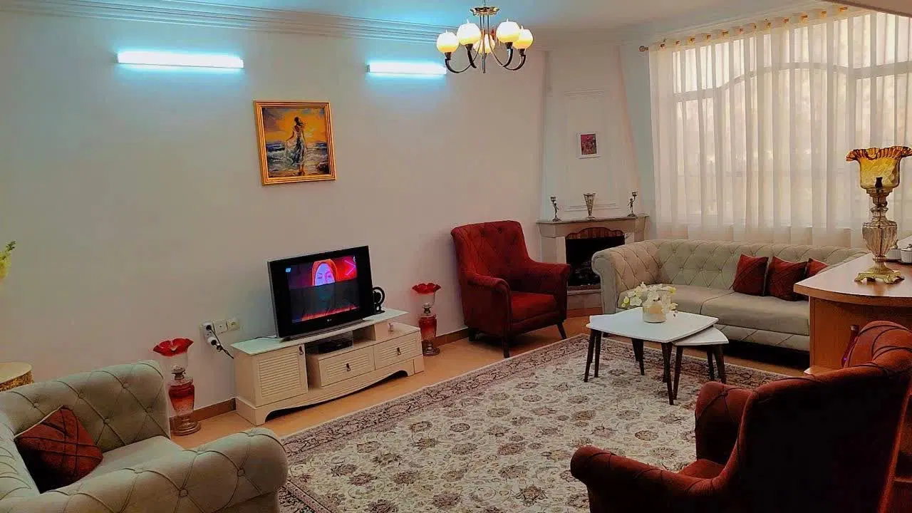 ۱۰۸متر ۲خواب بازسازی تمیز حسابی شمالی