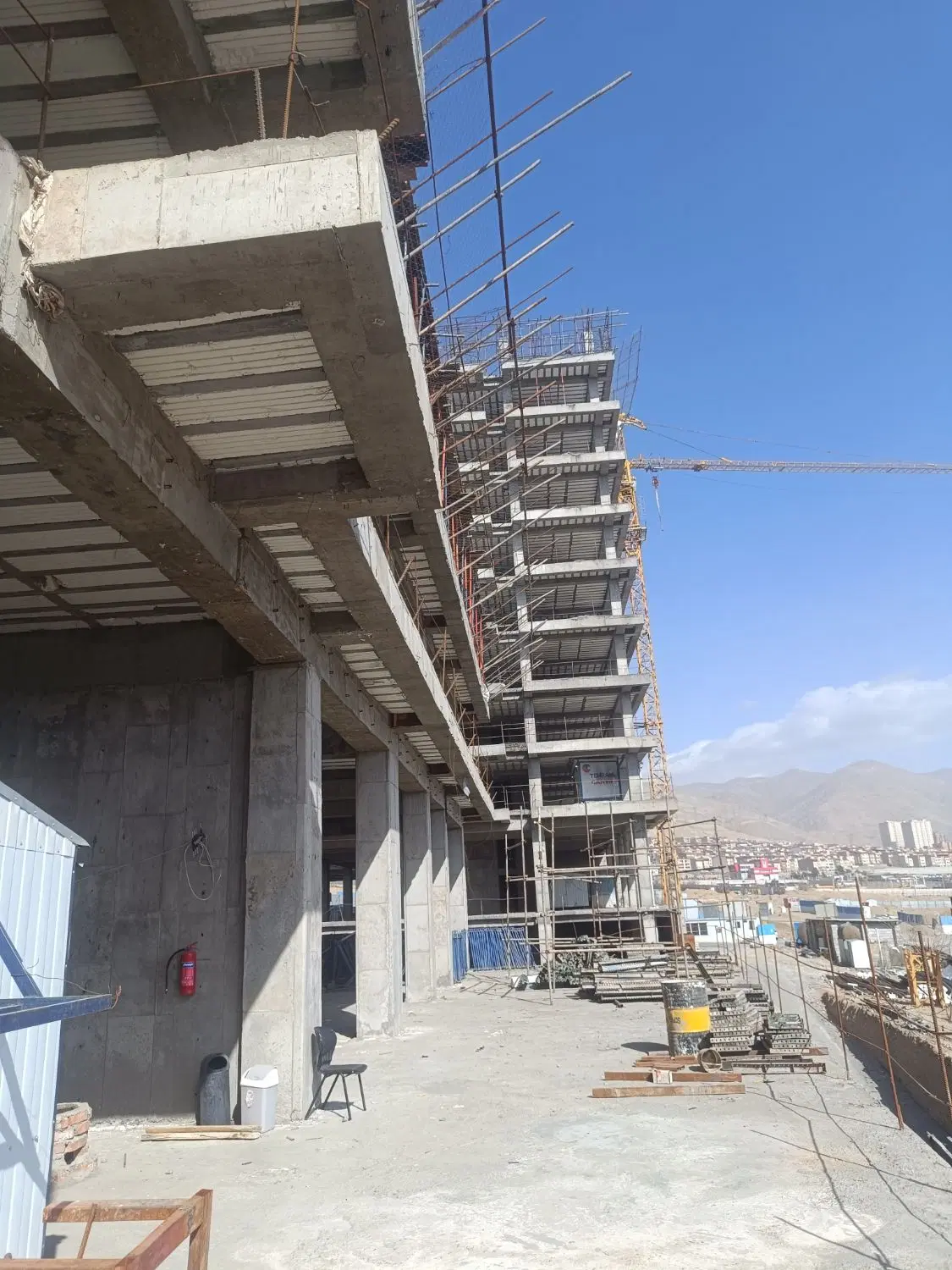 آپارتمان چیتگر 123متر