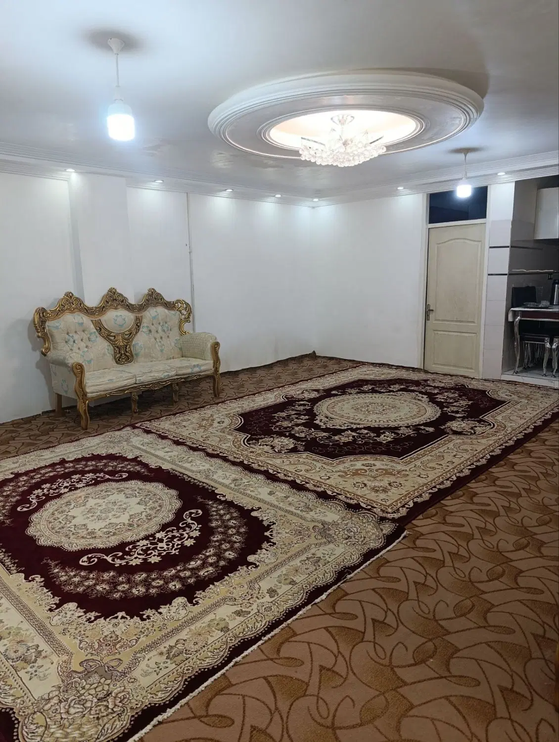 خانه ویلایی راه جدا  بلوار سلامت.قاسم آبادسرباغ ها