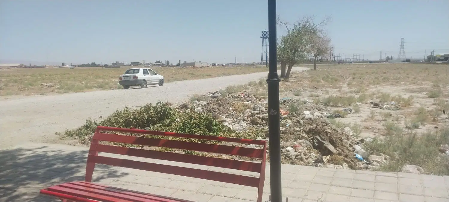 زمین شیرحصار