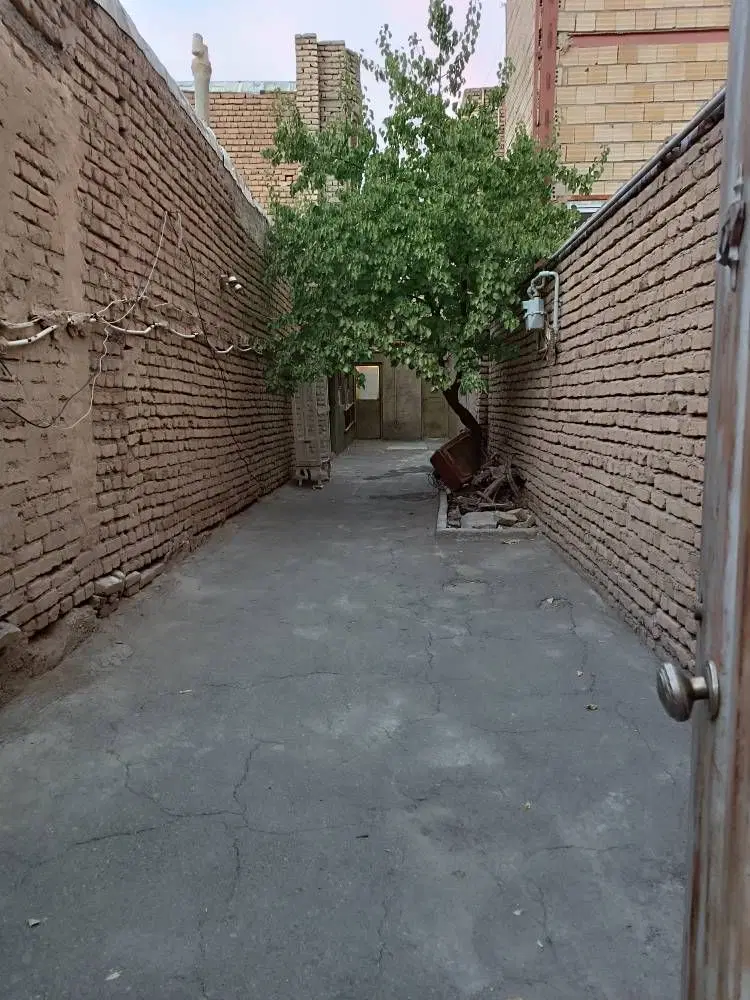 فروش‌خانه