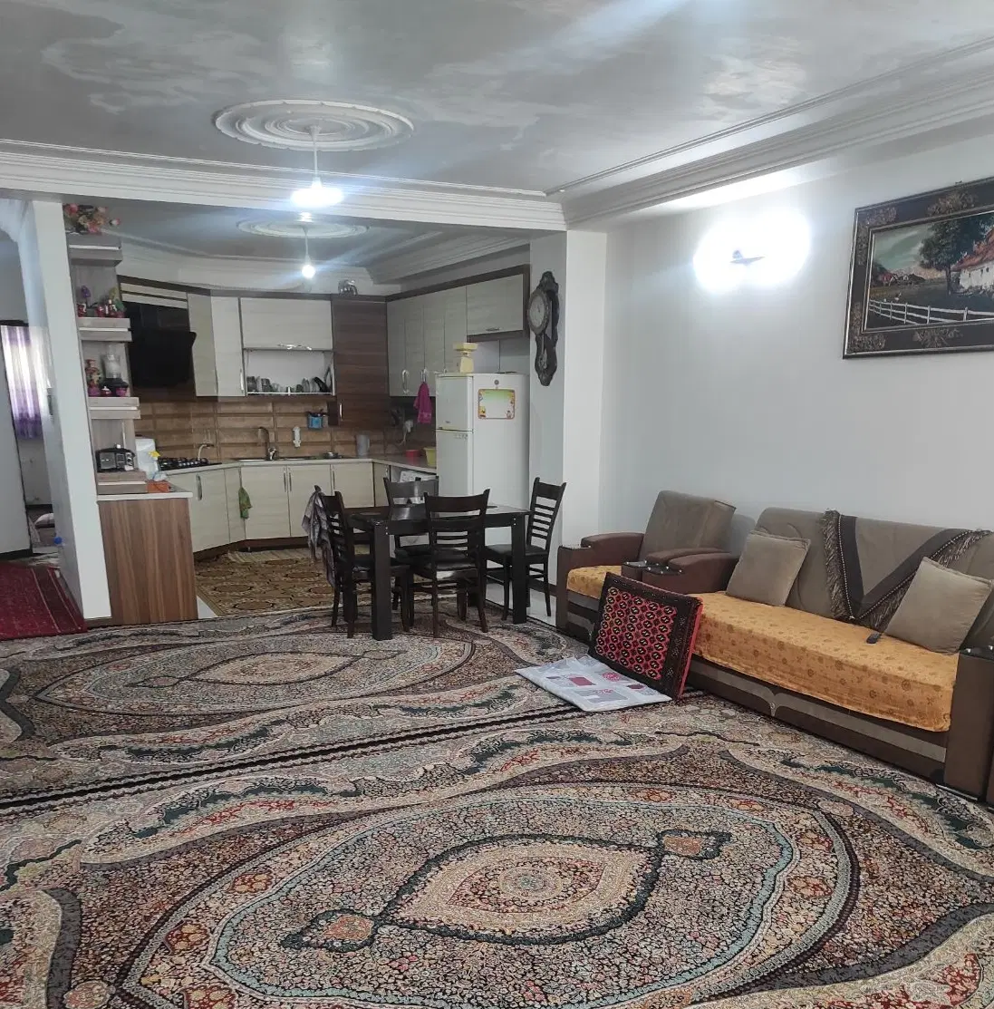 اجاره آپارتمان طبقه دوم چهارراه شهرداری 125متر