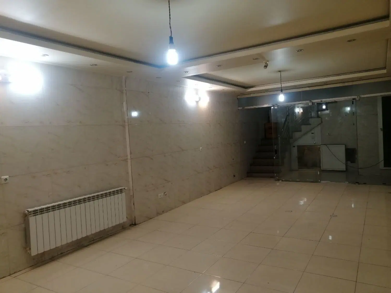 اجاره واحد تجاری