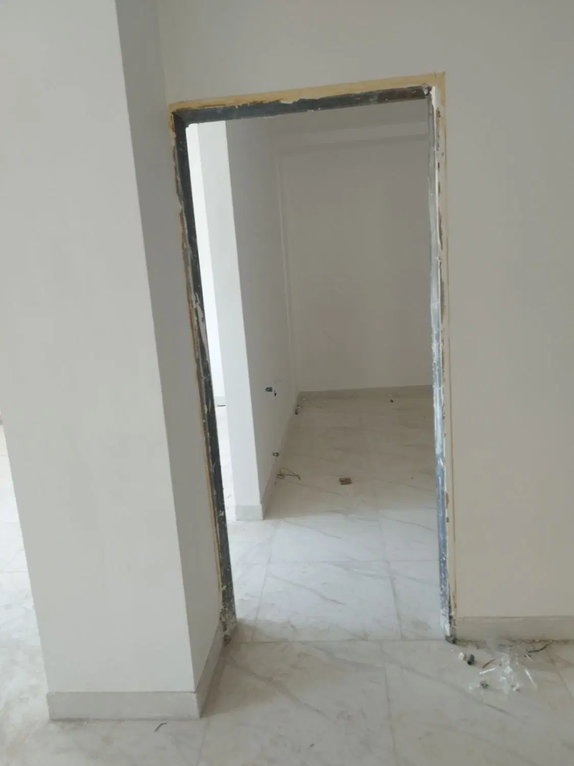 ملک دوبر در خیابان خرمشهر
