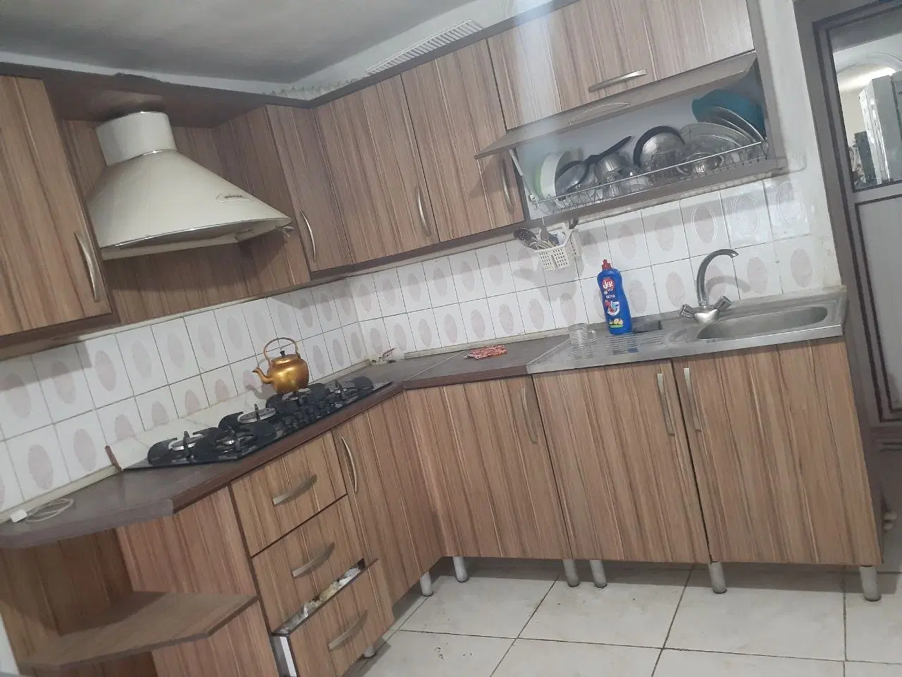 ۶۵ متری تک خواب تک واحدی