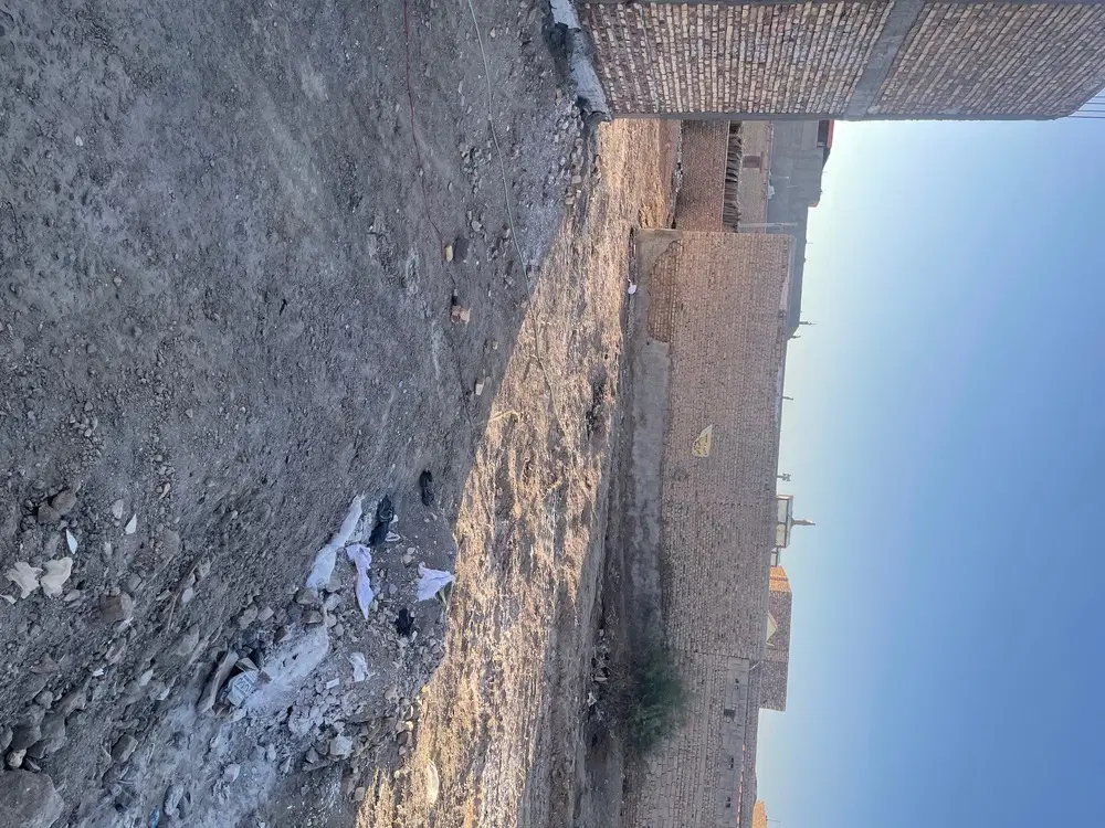 زمین مالک اشتر ۴