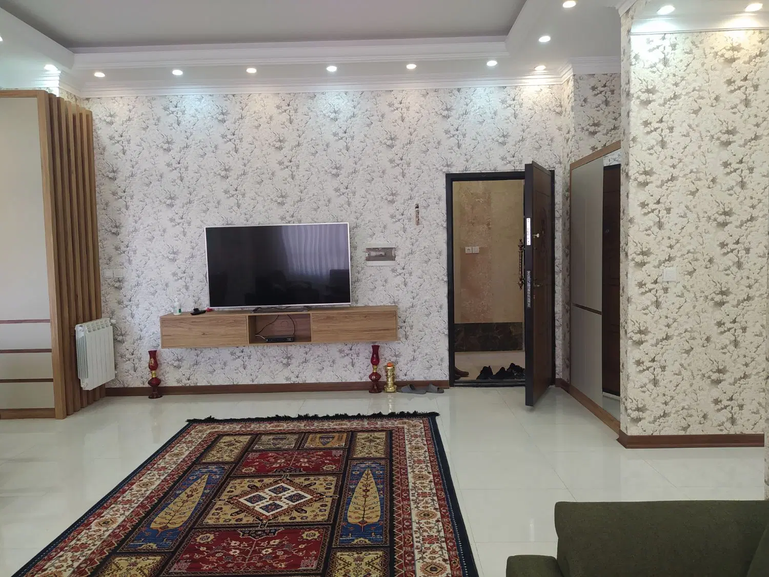 فروش واحد80متری روبه نما شیک زیرقیممت کاسبی