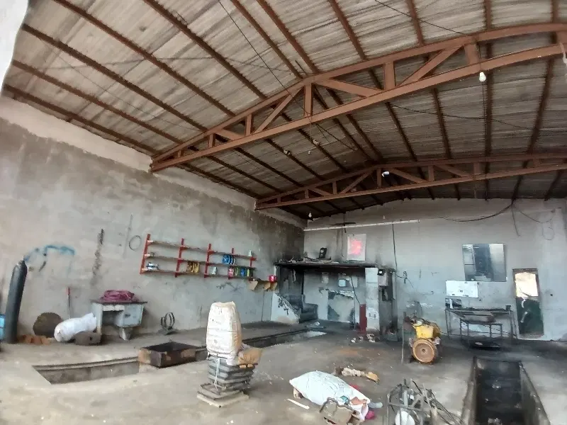 اجاره کارگاه ۱۲۰ متری همراه حیاط بزرگ