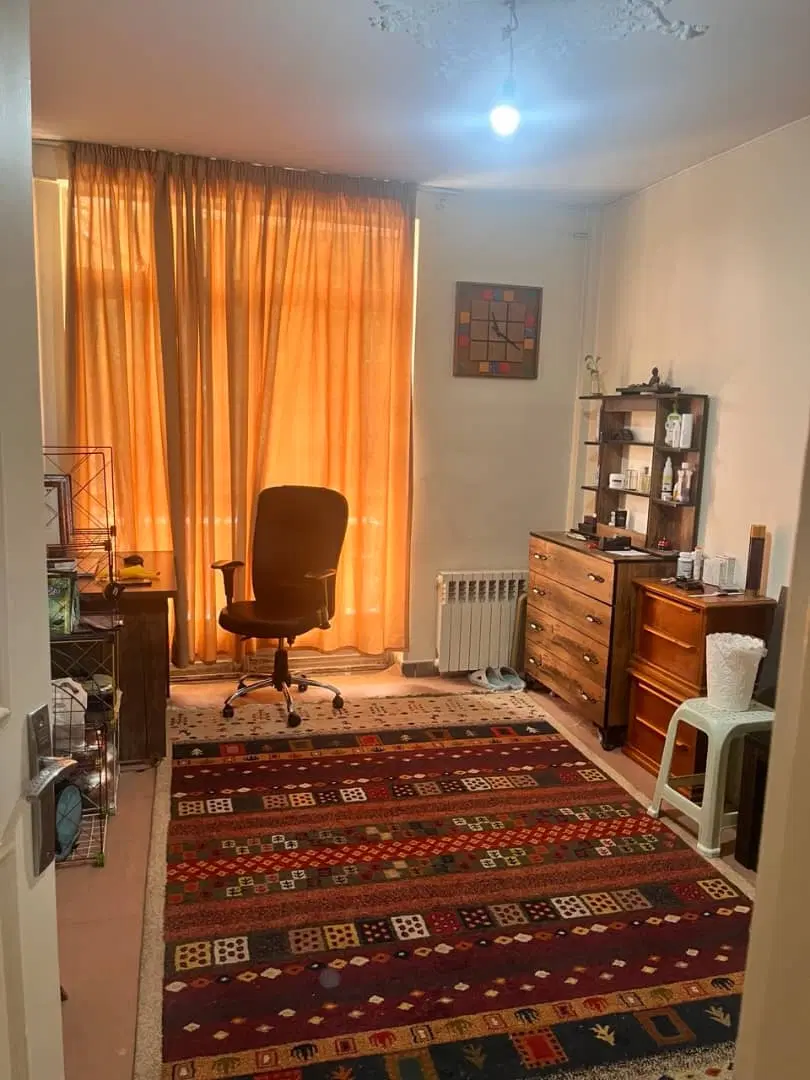 هروی ۱۰۰متر ۳خواب با پارکینگ و انباری