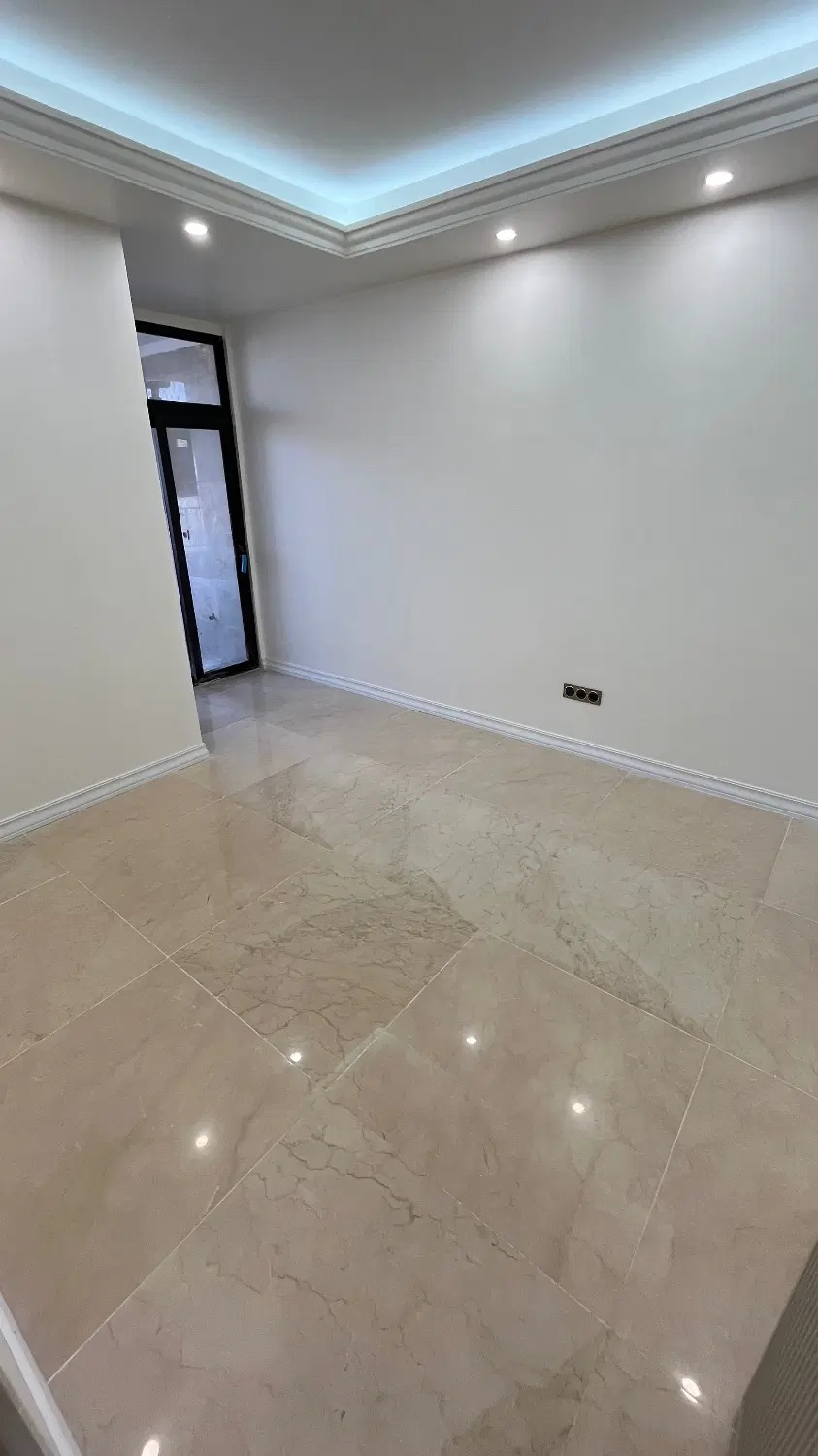 ۶۶متری خوش نقشه با پارکینگ و دسترسی محلی