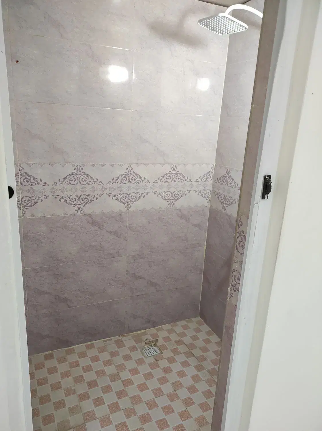 معاوضه ۲مورد دارم یکی ۱خواب ۷۸متر پشت بام اختصاصی