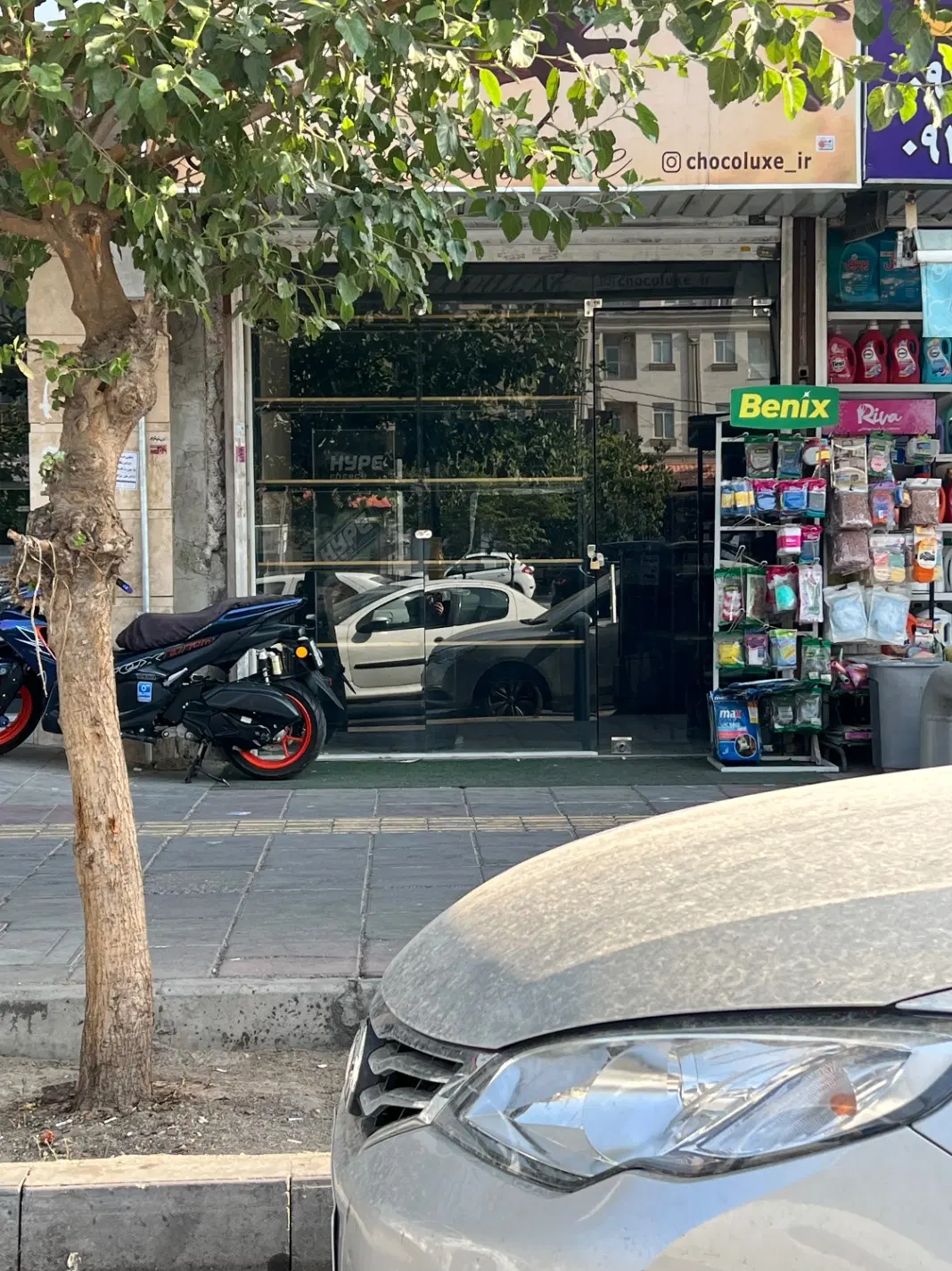 ۲۲ متر مغازه بهترین لوکیشن